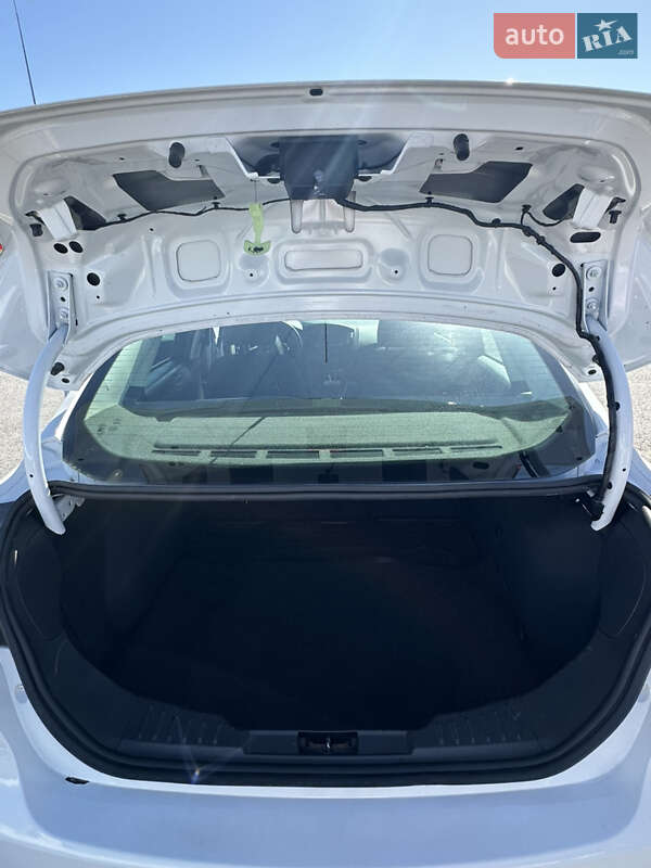 Седан Ford Focus 2015 в Львове