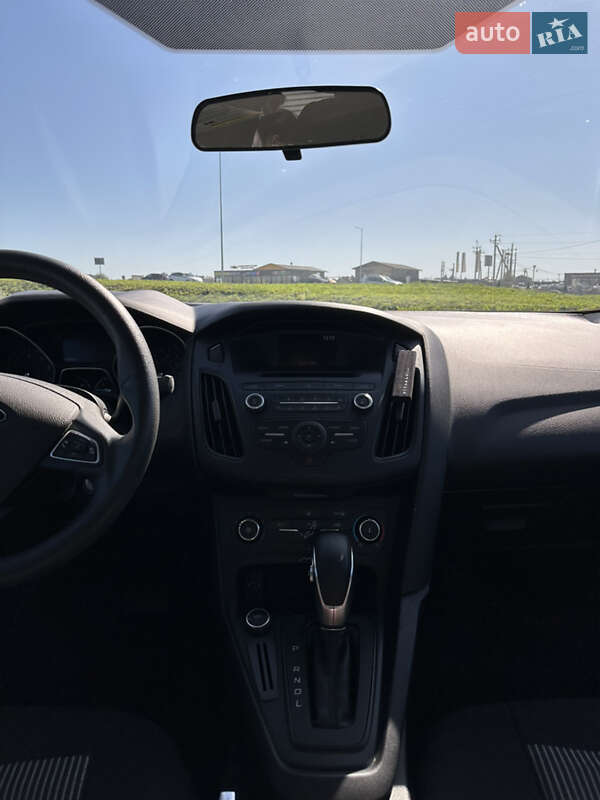 Седан Ford Focus 2015 в Львове