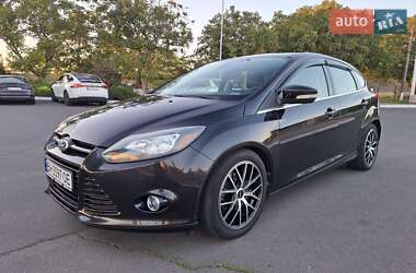 FORD FOCUS 2011