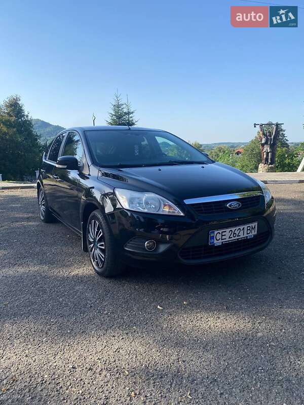 Хэтчбек Ford Focus 2010 в Вижнице