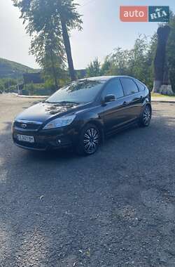 Хэтчбек Ford Focus 2010 в Вижнице