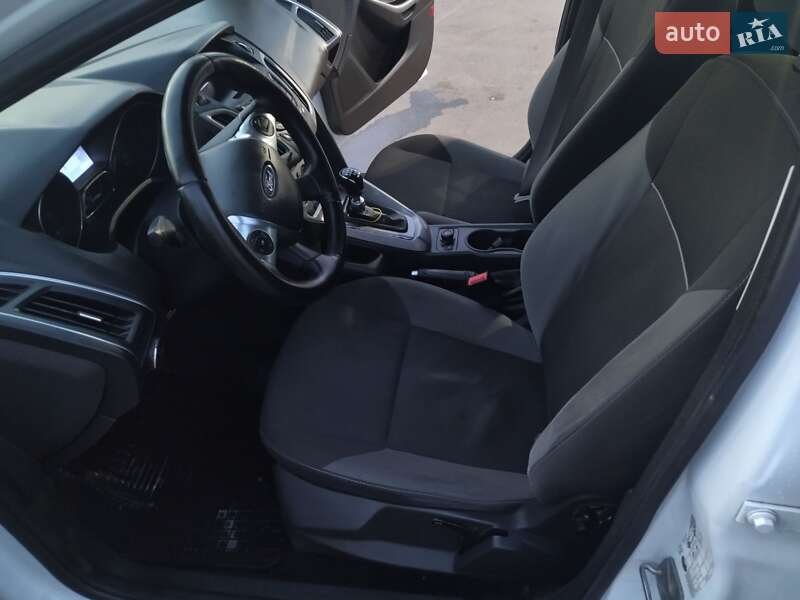 Универсал Ford Focus 2013 в Любаре