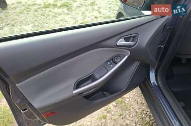 Универсал Ford Focus 2014 в 