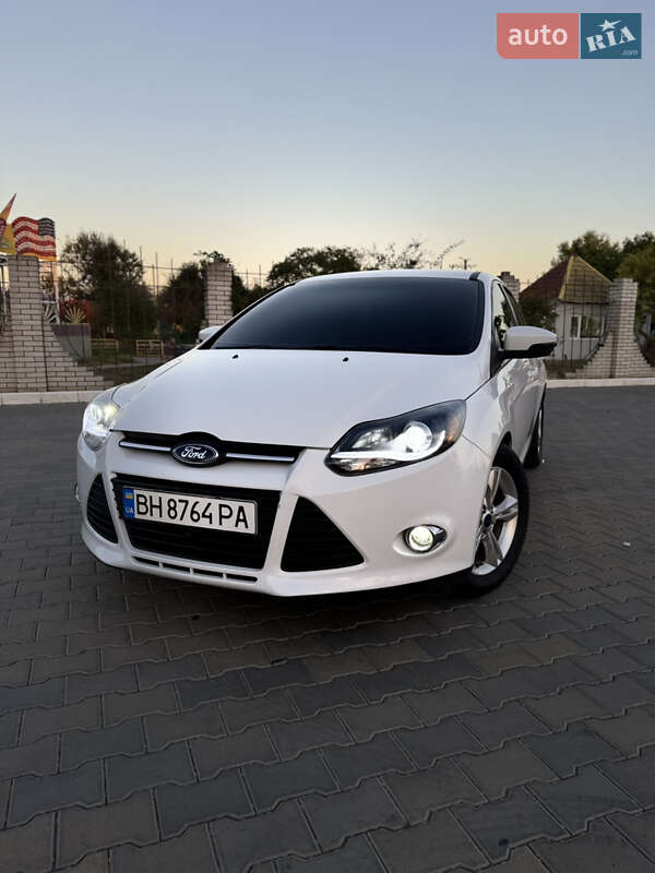 Хэтчбек Ford Focus 2014 в Измаиле