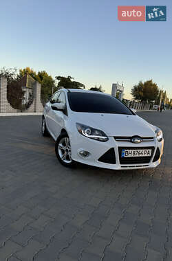 Хэтчбек Ford Focus 2014 в 