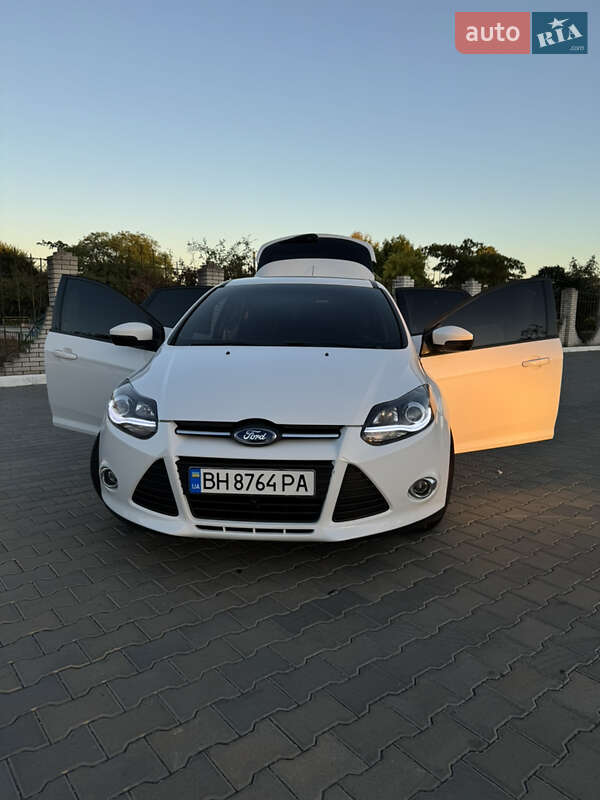 Хэтчбек Ford Focus 2014 в Измаиле
