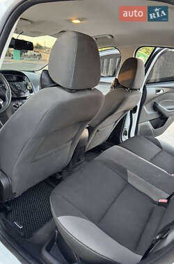 Хэтчбек Ford Focus 2014 в 