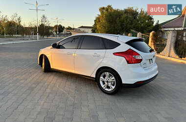 Хэтчбек Ford Focus 2014 в 
