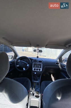 Седан Ford Focus 2006 в 