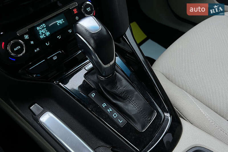 Хэтчбек Ford Focus 2012 в Львове