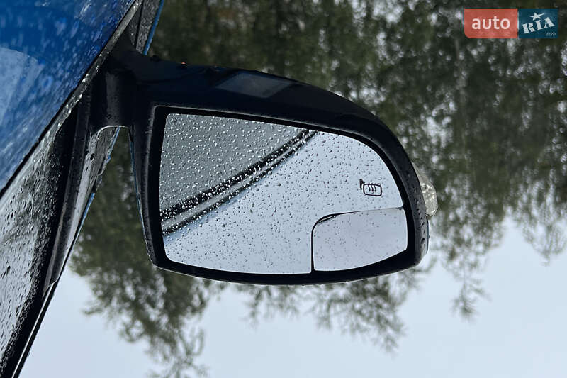 Хэтчбек Ford Focus 2012 в Львове