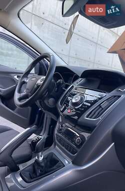 Универсал Ford Focus 2011 в 