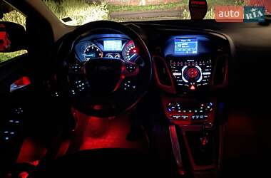 Универсал Ford Focus 2011 в 