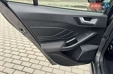 Хэтчбек Ford Focus 2020 в 