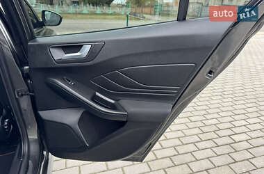 Хэтчбек Ford Focus 2020 в 