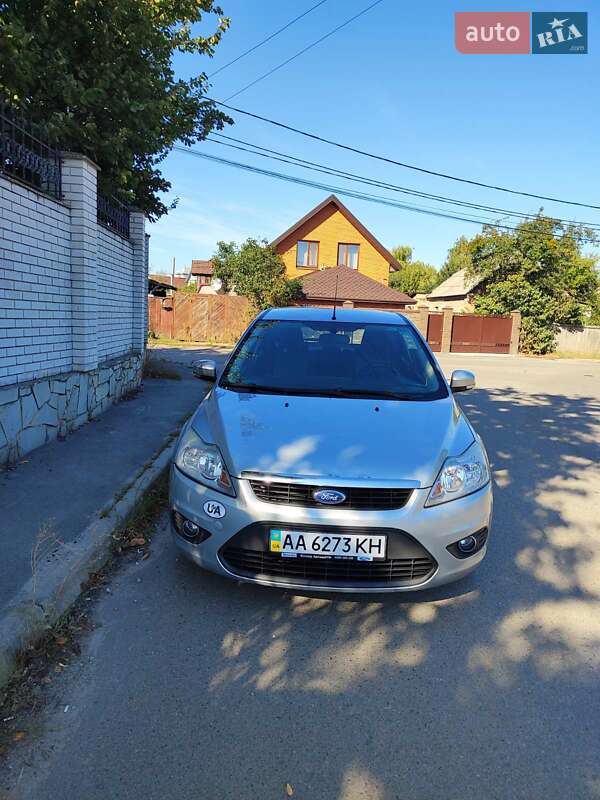 Ford Focus 2010 Ford Focus 2010