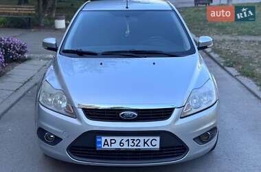 Седан Ford Focus 2010 в 