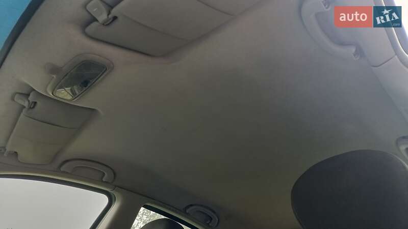 Хэтчбек Ford Focus 2000 в Овруче