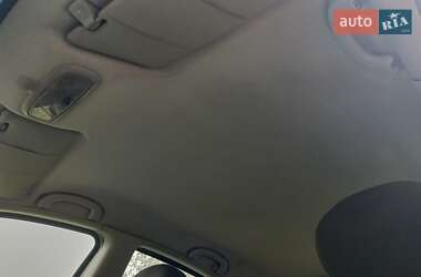 Хэтчбек Ford Focus 2000 в 