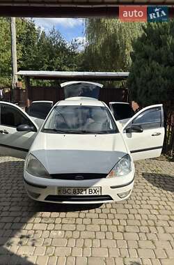 Хэтчбек Ford Focus 2004 в 