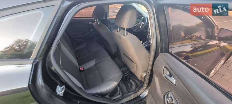 Хэтчбек Ford Focus 2013 в Днепре фото 16 Хэтчбек Ford Focus 2013 в Днепре