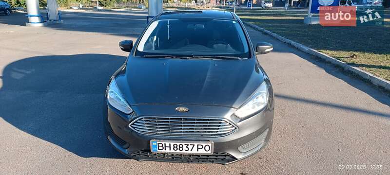 Седан Ford Focus 2016 в 