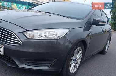 Седан Ford Focus 2016 в 