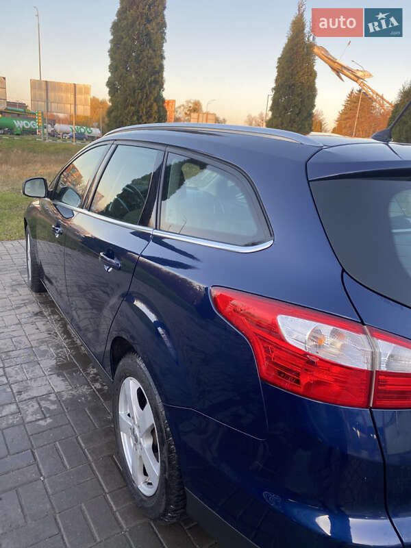 Универсал Ford Focus 2013 в Дубно