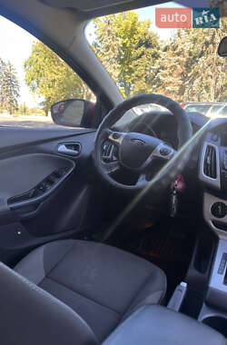 Седан Ford Focus 2013 в 