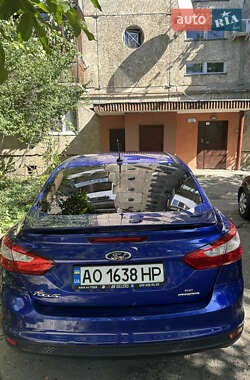 Седан Ford Focus 2013 в 
