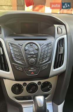 Седан Ford Focus 2013 в 