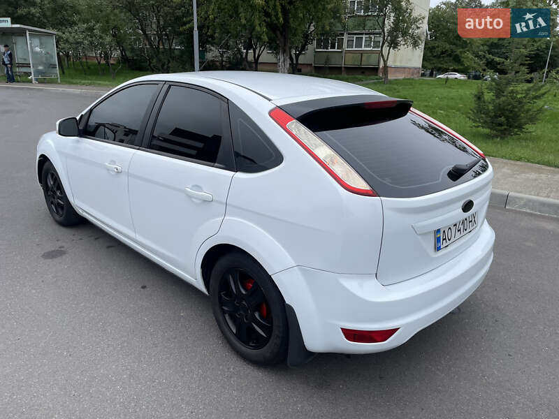 Хетчбек Ford Focus 2008 в Мукачевому