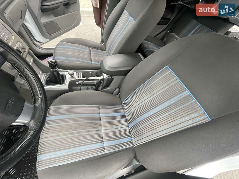 Хетчбек Ford Focus 2008 в Мукачевому