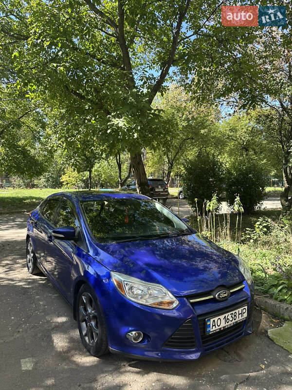 Седан Ford Focus 2013 в Ужгороде