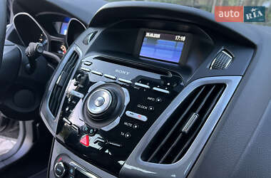 Универсал Ford Focus 2014 в 