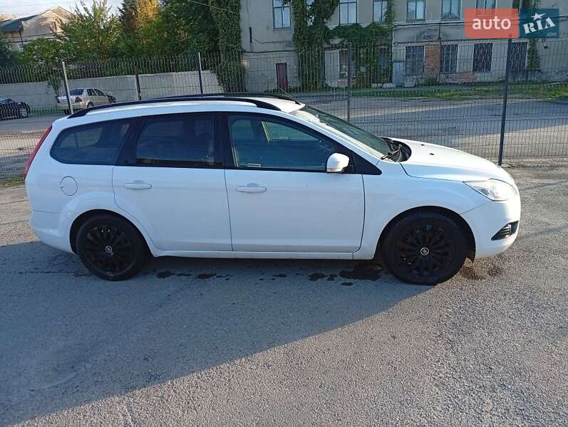 Универсал Ford Focus 2009 в Тысменице