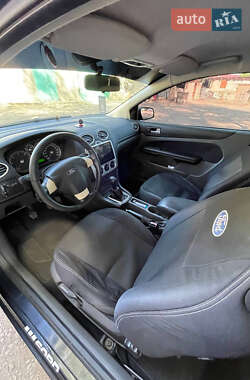 Хэтчбек Ford Focus 2007 в 
