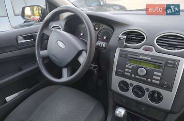 Хэтчбек Ford Focus 2006 в Чернигове