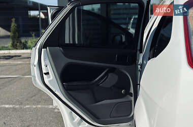 Хетчбек Ford Focus 2010 в 