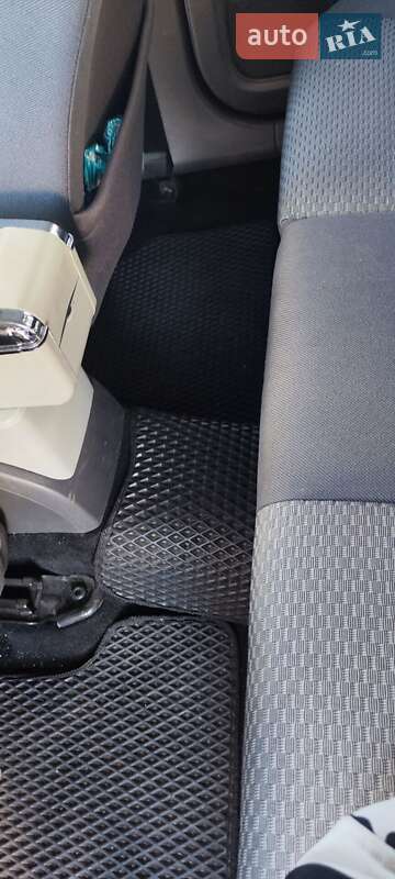 Хэтчбек Ford Focus 2005 в Виннице фото 25 Хэтчбек Ford Focus 2005 в Виннице