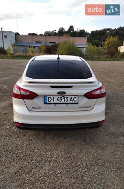 Седан Ford Focus 2015 в Турці