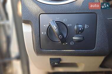 Хэтчбек Ford Focus 2007 в 