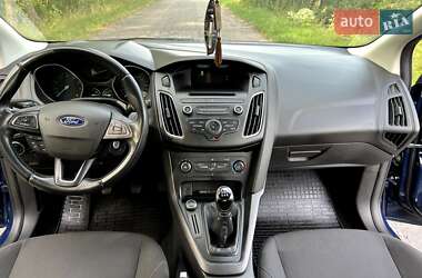 Седан Ford Focus 2017 в 