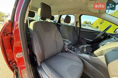 Универсал Ford Focus 2012 в 