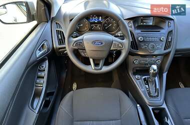 Седан Ford Focus 2016 в 