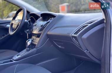 Седан Ford Focus 2016 в 