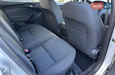 Седан Ford Focus 2016 в 