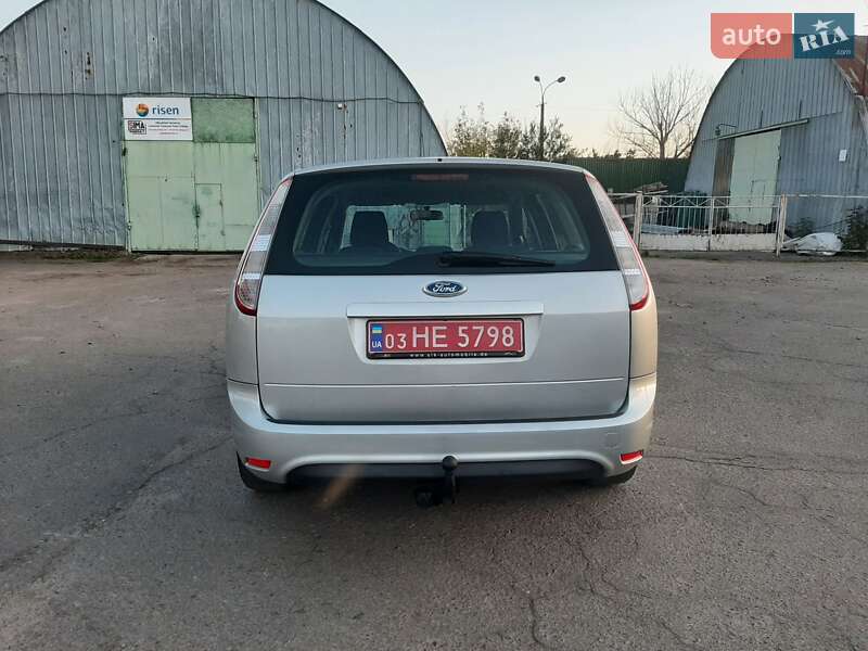 Универсал Ford Focus 2010 в Ровно