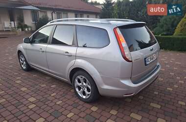 Универсал Ford Focus 2010 в 