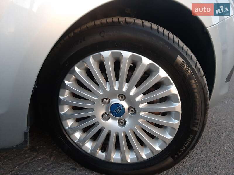 Универсал Ford Focus 2010 в Ровно